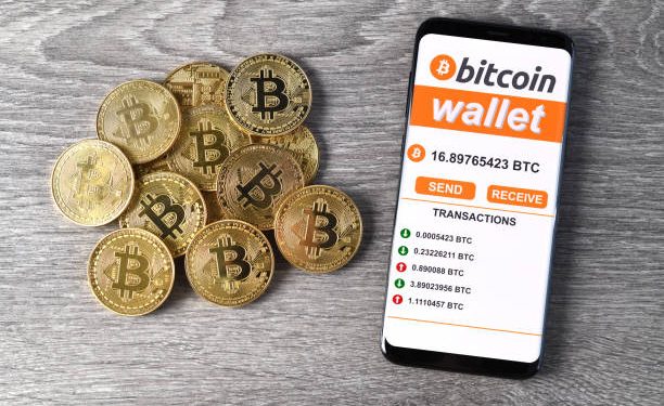 Bitcoin Wallet Holding Coins Worth $15M Activated After 8 Years