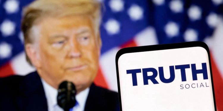 Deal Partner For Trump's Truth Social Fails To Get Support For SPAC Extension –Sources