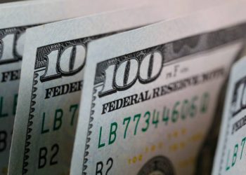 Stocks Dropped, Dollar Climbed As Surging U.S. Inflation Points To An Aggressive Fed