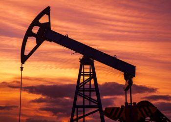 Oil Prices Plunge As Dollar Strengthens And Global Recession Fears Increase