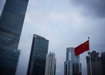 China Q3 GDP Growth Beats Forecasts But Significant Recovery Still Elusive