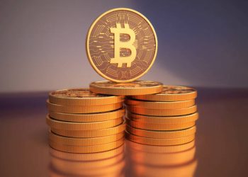 Bitcoin Strives To Break Its Bond With Stocks