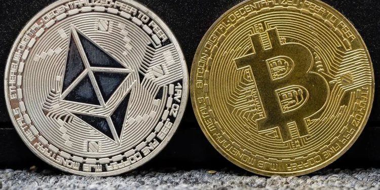 2 Cryptos To Buy And Hold Long Term