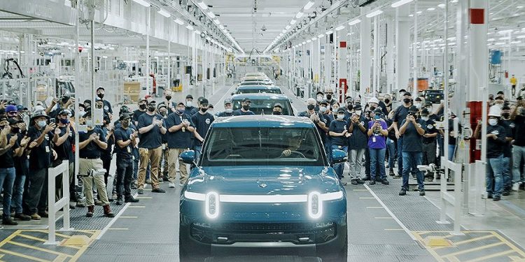 Rivian Stock Less Injured Than Tesla As Both Miss EV Targets