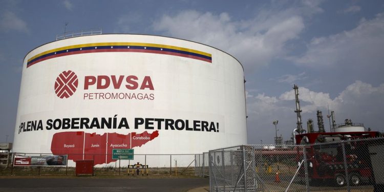 Venezuela's PDVSA Toughens Oil Prepayment Terms